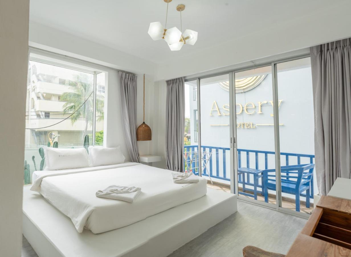 Meow Cafe & Hotel Patong Eksteriør billede