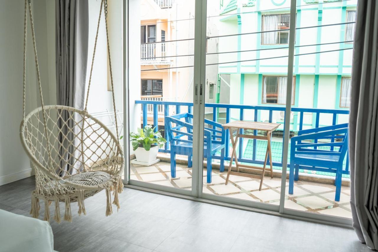 Meow Cafe & Hotel Patong Eksteriør billede